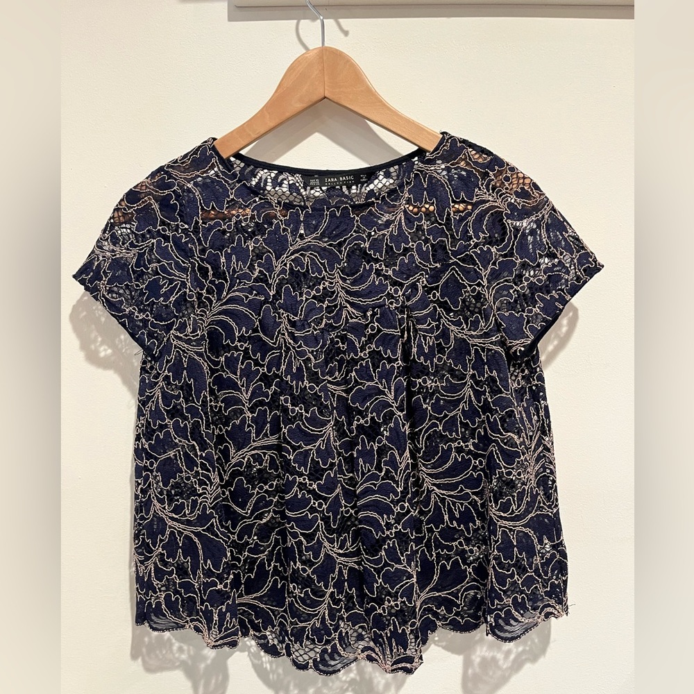 Zara Dress Shirt (no under shirt) - Size XS